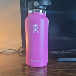 Hydro Flask Magenta Bottle with Black Lid